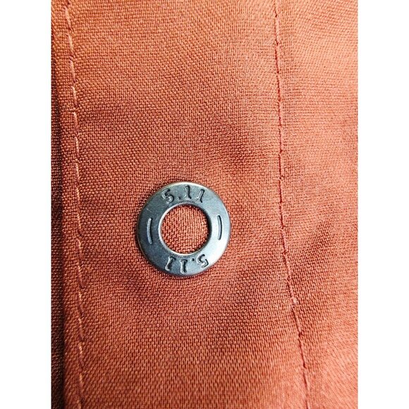 5.11 Tactical Size Large Rust Color Mens Short Sleeve Sleeve Pockets Logo Shirt - Picture 8 of 11